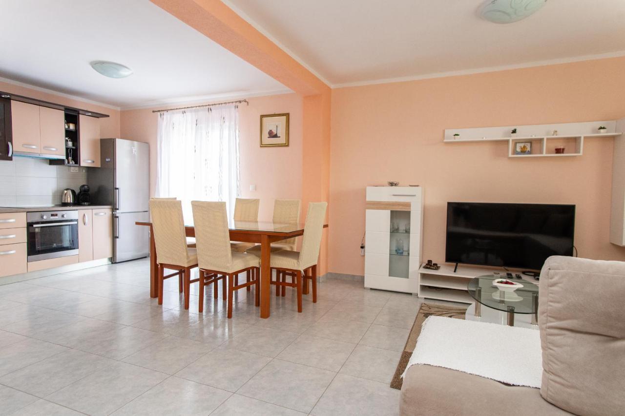 Villa Verbena Mala Cista Екстериор снимка