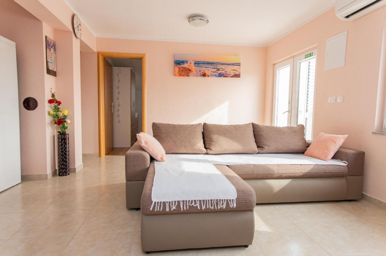 Villa Verbena Mala Cista Екстериор снимка